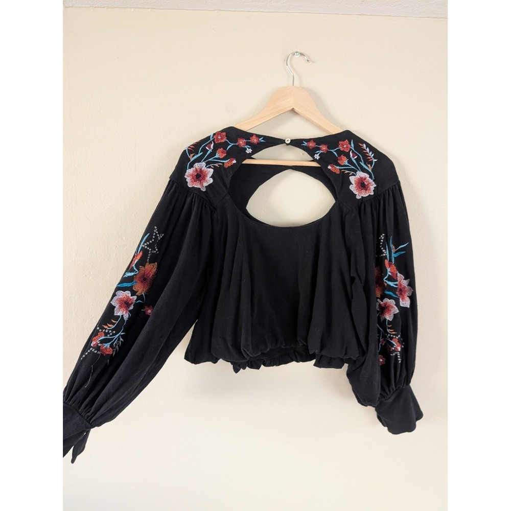 Free People Embroidered Blouse XS Black Balloon Sleeve Boho Crop Floral Lolita - Picture 8 of 9